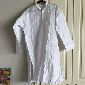 Men’s Kurta with Embroidery